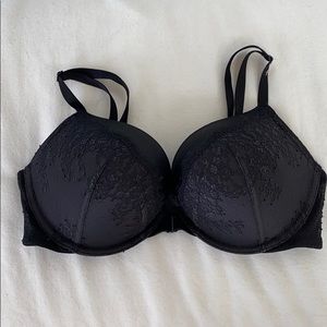 Victoria’s Secret Bombshell bra